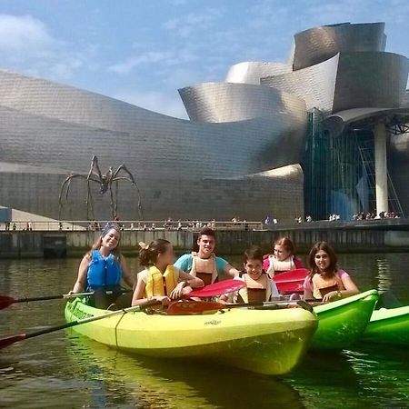 Ferienwohnung Apartamento Frente Al Guggenheim Con Wifi Y Parking Privado Gratis Bilbao Exterior foto